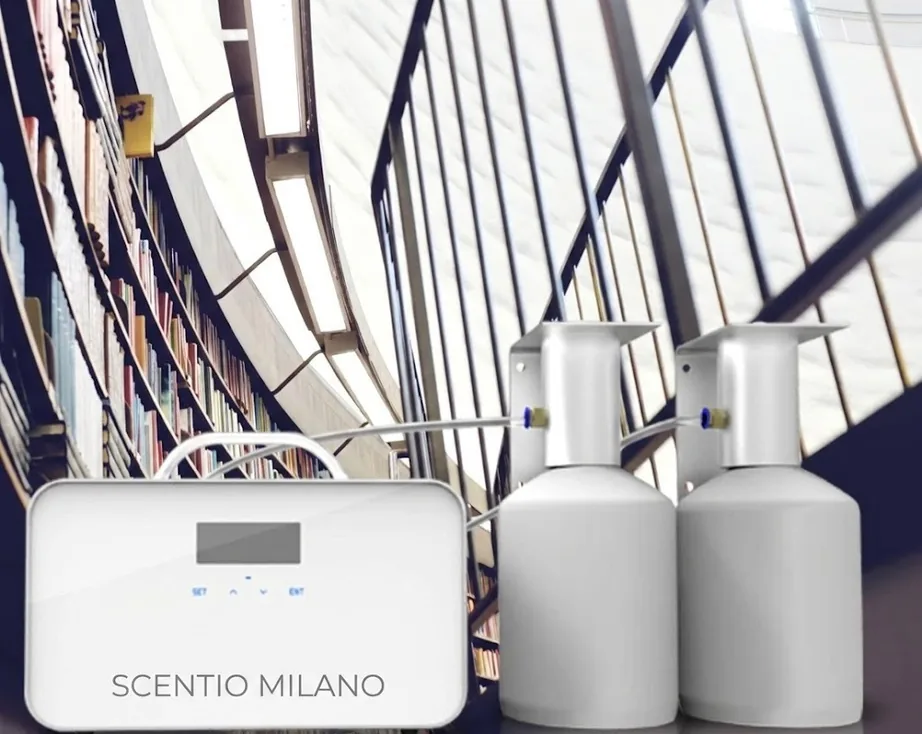 Sistem de parfumare HVAC Aeris Ultra, cu două rezervoare albe de 2,5 litri